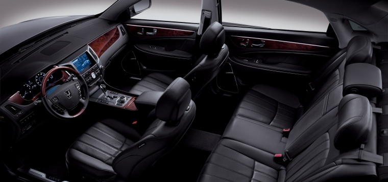 2011 Hyundai Equus Interior Picture