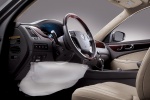 Picture of 2011 Hyundai Equus Knee Airbag