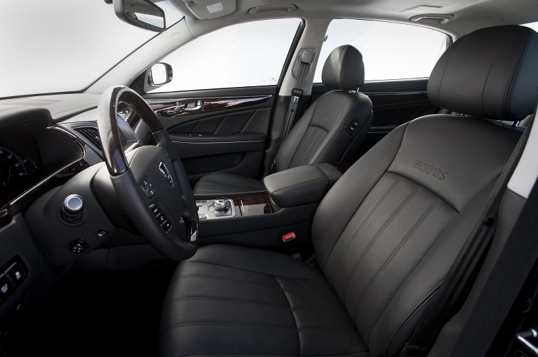 2013 Hyundai Equus Front Seats Picture