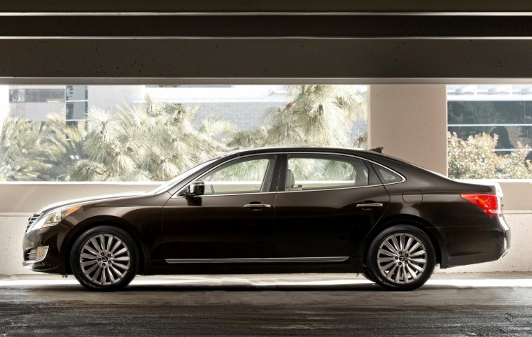 2015 Hyundai Equus Sedan Picture