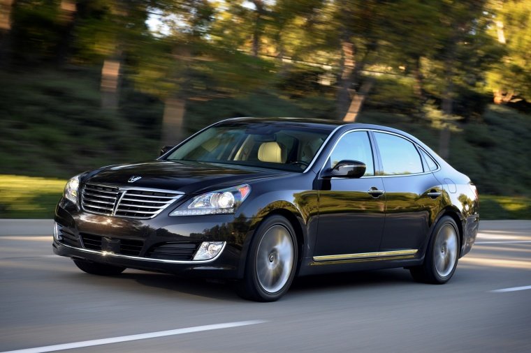 2016 Hyundai Equus Sedan Picture