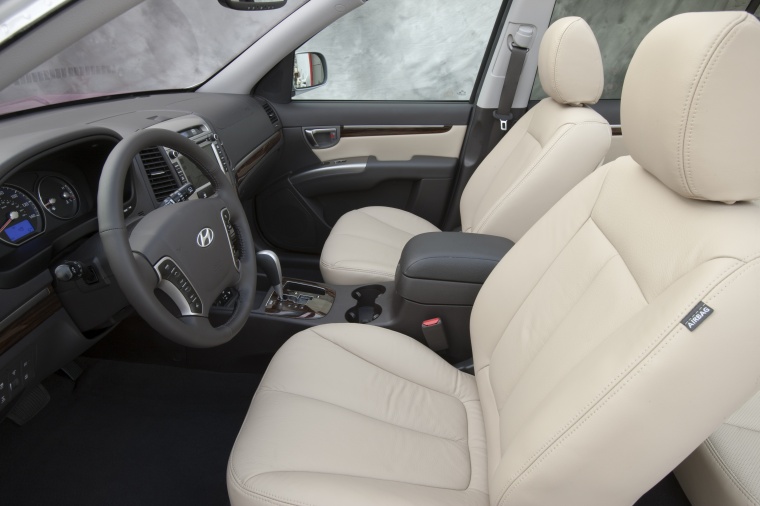 2010 Hyundai Santa Fe Front Seats Picture