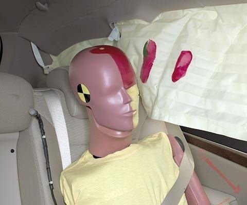 2012 Hyundai Santa Fe IIHS Side Impact Crash Test Picture