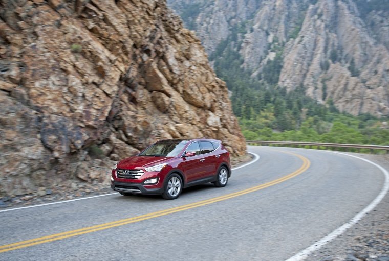 2013 Hyundai Santa Fe Sport Picture