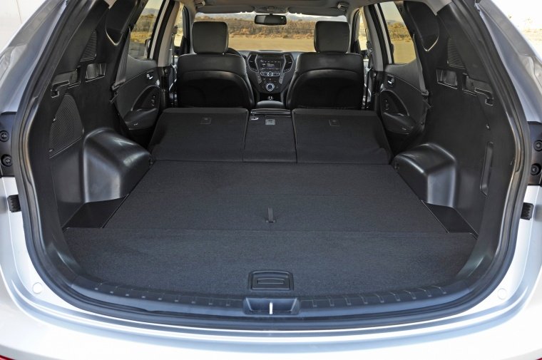 2013 Hyundai Santa Fe Sport Trunk Picture