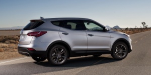 2013 Hyundai Santa Fe Reviews / Specs / Pictures / Prices