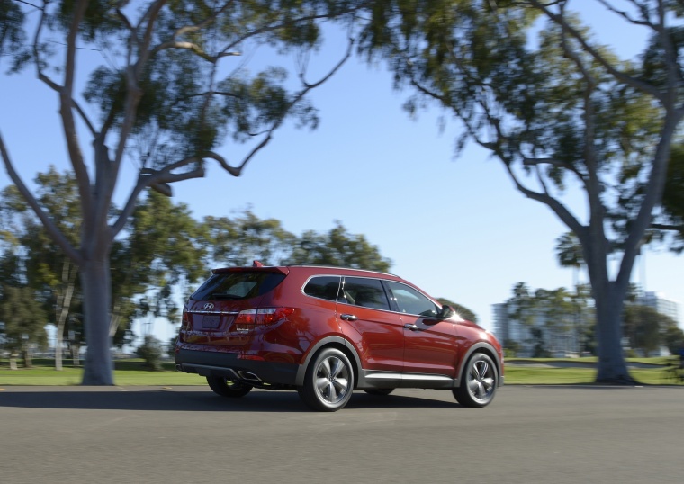 2015 Hyundai Santa Fe Picture