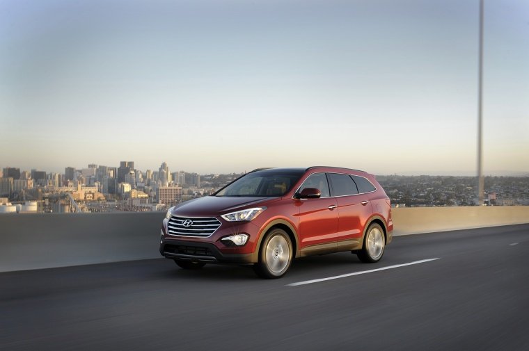 2016 Hyundai Santa Fe Picture