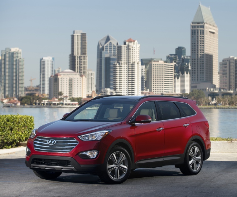 2016 Hyundai Santa Fe Picture