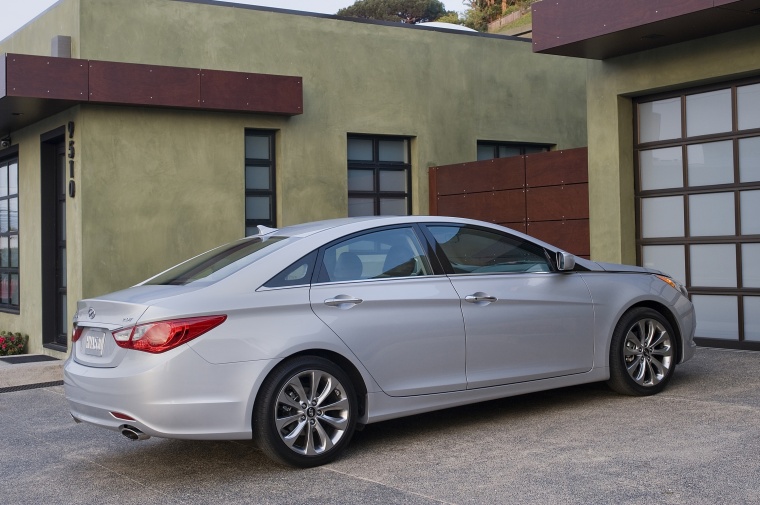 2011 Hyundai Sonata 2.0T Picture