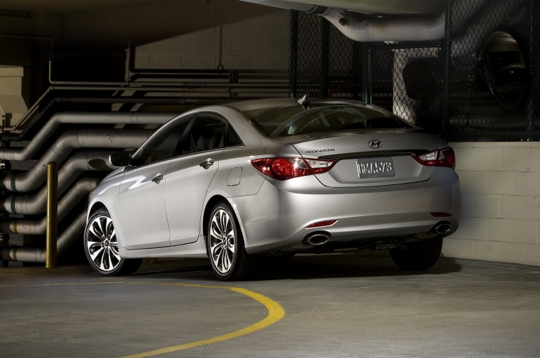 2013 Hyundai Sonata Picture