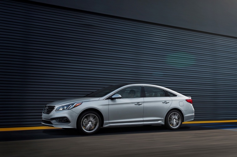 2015 Hyundai Sonata Sport 2.0T Picture