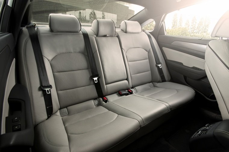 2015 Hyundai Sonata Sport 2.0T Rear Seats Picture