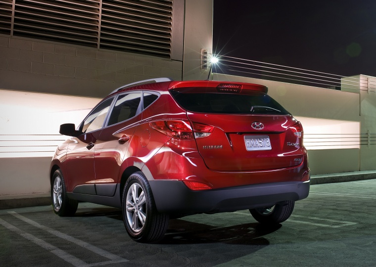 2010 Hyundai Tucson AWD Picture