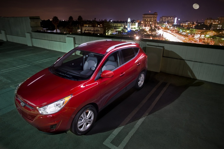 2011 Hyundai Tucson AWD Picture