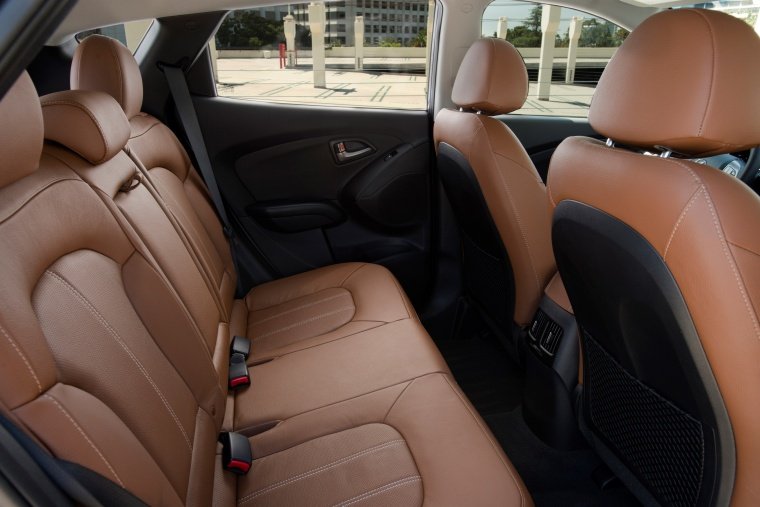 2015 Hyundai Tucson Rear Seats Picture
