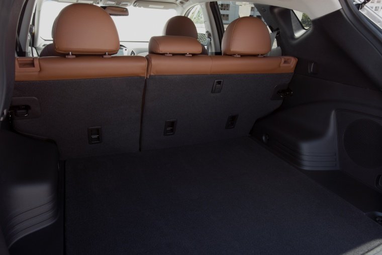 2015 Hyundai Tucson Trunk Picture