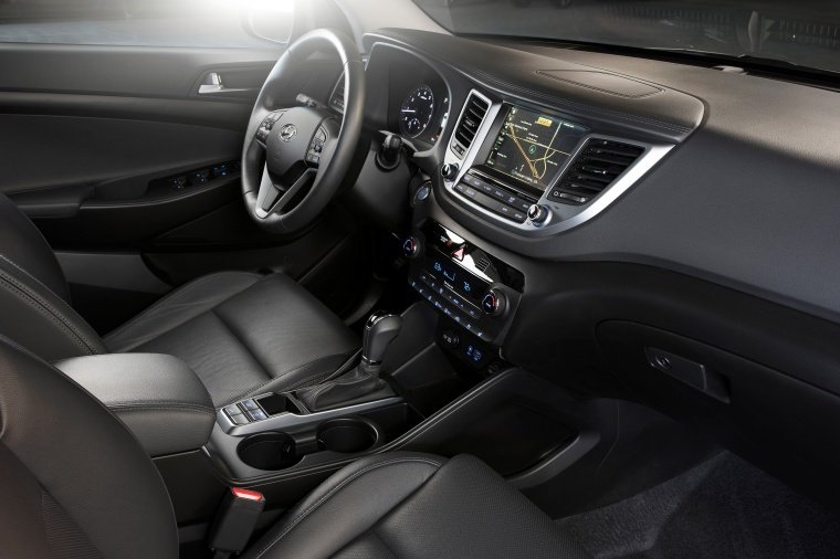 2016 Hyundai Tucson Limited 1.6T AWD Front Seats Picture