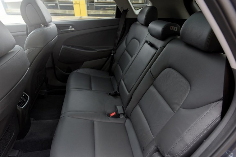 2016 Hyundai Tucson Limited 1.6T Rear Seats Picture