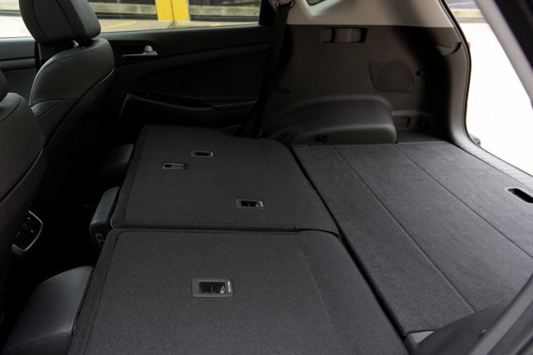 2016 Hyundai Tucson Limited 1.6T Rear Seats Folded Picture
