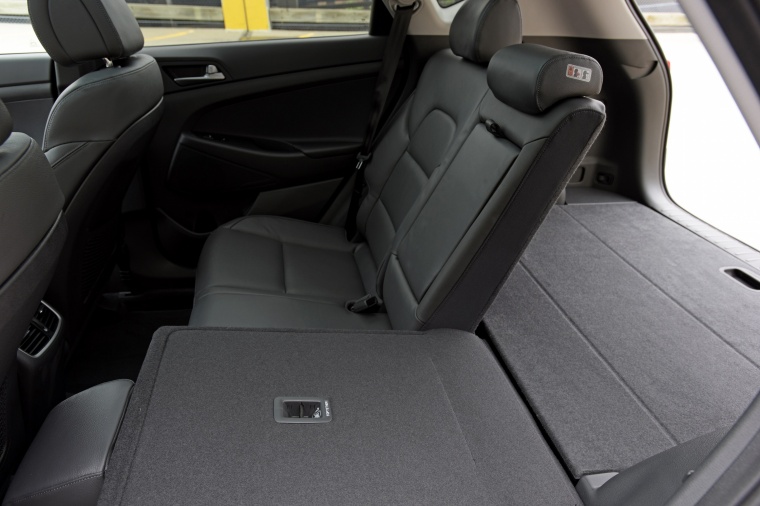 2017 Hyundai Tucson Limited 1.6T Rear Seats Folded Picture