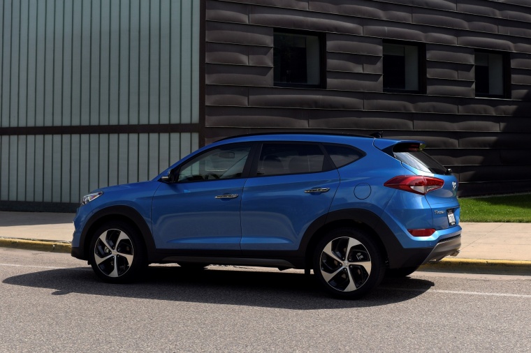 2017 Hyundai Tucson Limited 1.6T AWD Picture