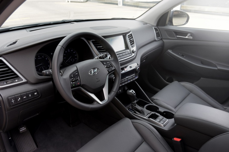 2018 Hyundai Tucson Limited 1.6T Interior Picture