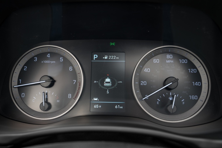 2019 Hyundai Tucson Gauges Picture