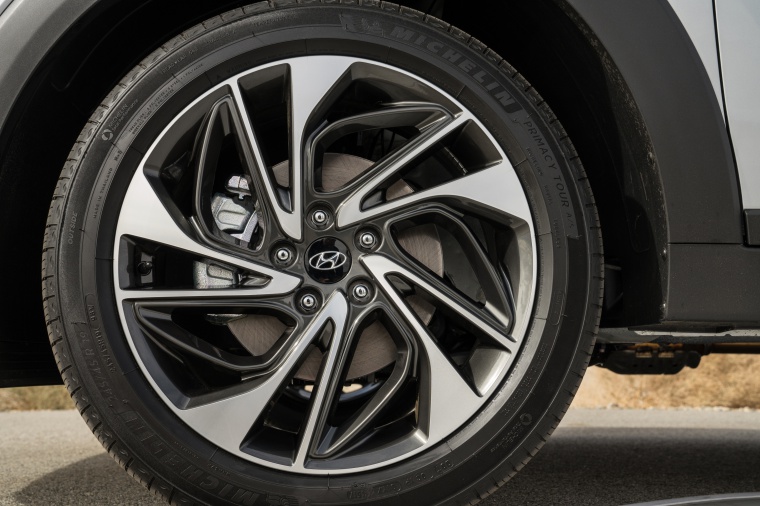 2020 Hyundai Tucson Rim Picture