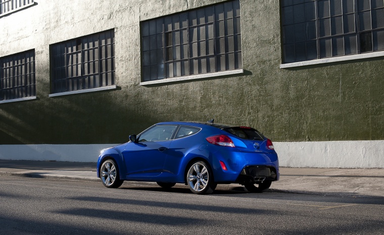 2012 Hyundai Veloster Picture