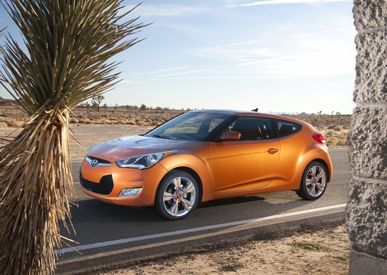 2012 Hyundai Veloster Picture