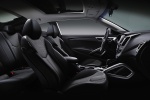 Picture of 2013 Hyundai Veloster Front Seats