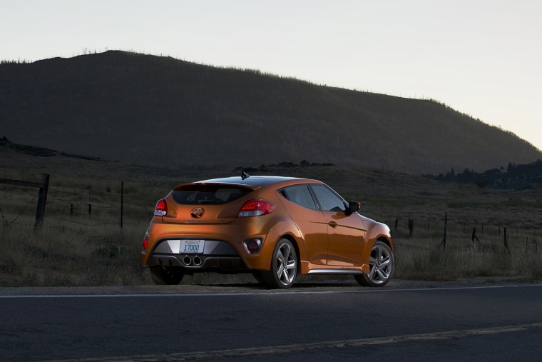 2014 Hyundai Veloster Turbo Picture