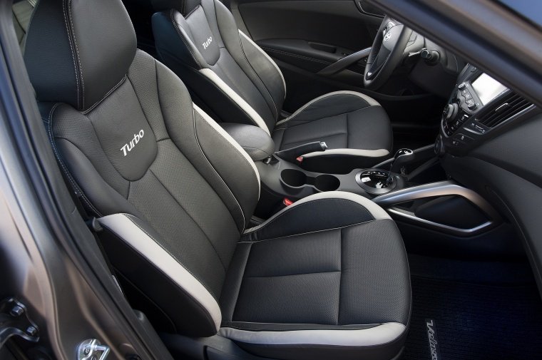 2014 Hyundai Veloster Turbo Front Seats Picture