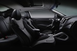 Picture of 2014 Hyundai Veloster Front Seats