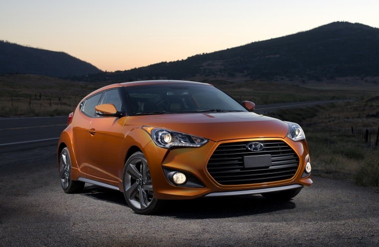 2015 Hyundai Veloster Turbo Picture