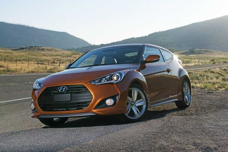 2015 Hyundai Veloster Turbo Picture