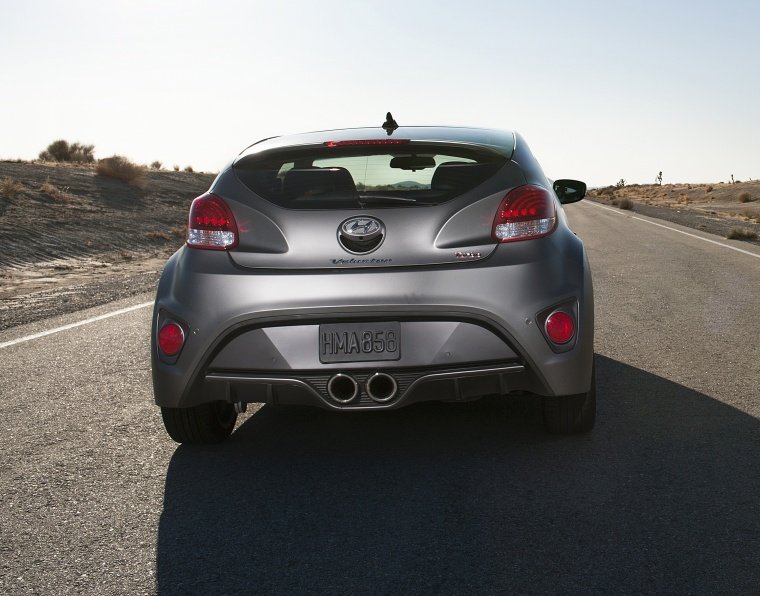 2015 Hyundai Veloster Turbo Picture