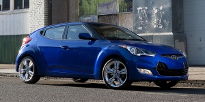 Hyundai Veloster Reviews / Specs / Pictures / Prices
