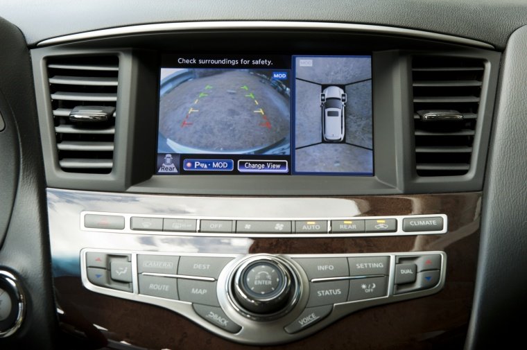 2013 Infiniti JX35 Center Stack Picture