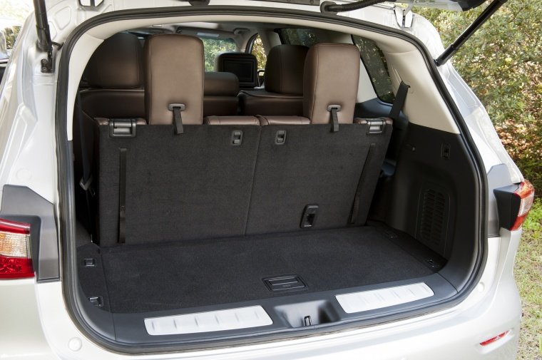 2013 Infiniti JX35 Trunk Picture