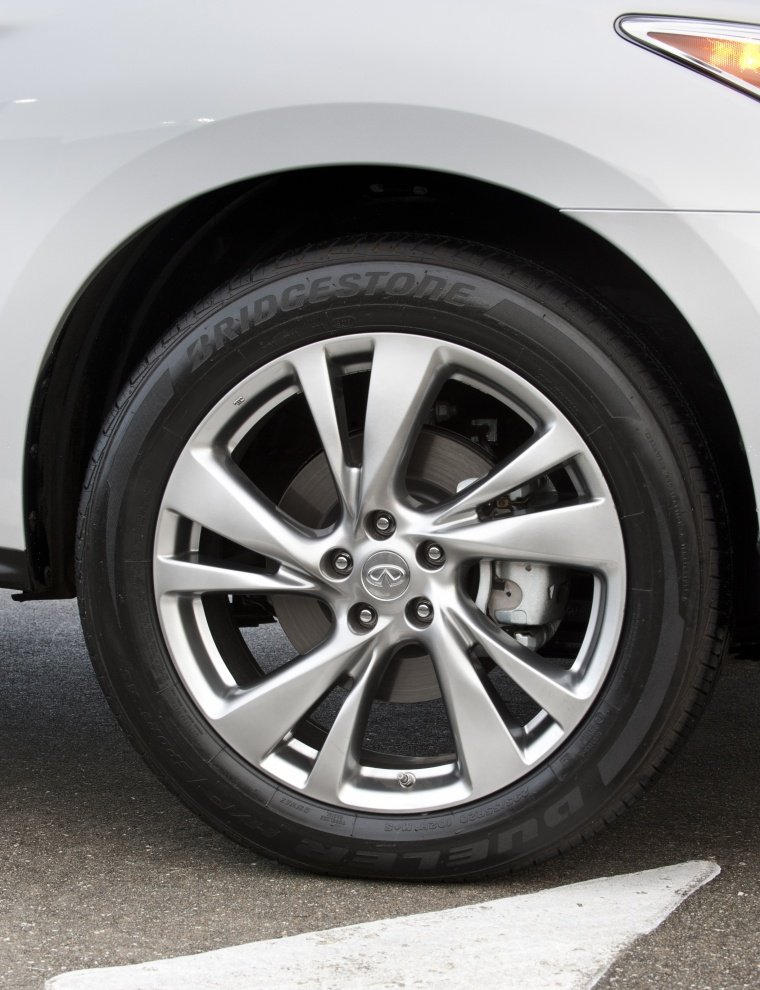 2013 Infiniti JX35 Rim Picture