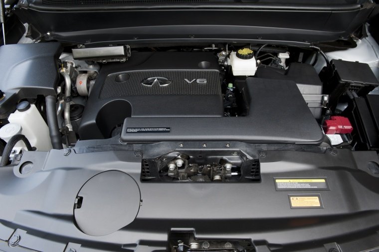 2013 Infiniti JX35 3.5-liter V6 Engine Picture