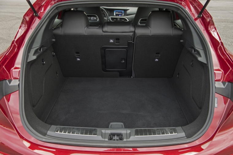 2018 Infiniti QX30S Trunk Picture