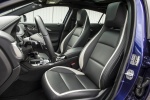 Picture of 2018 Infiniti QX30S Front Seats