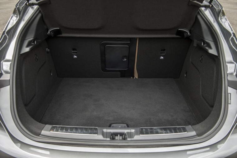 2019 Infiniti QX30 AWD Trunk Picture