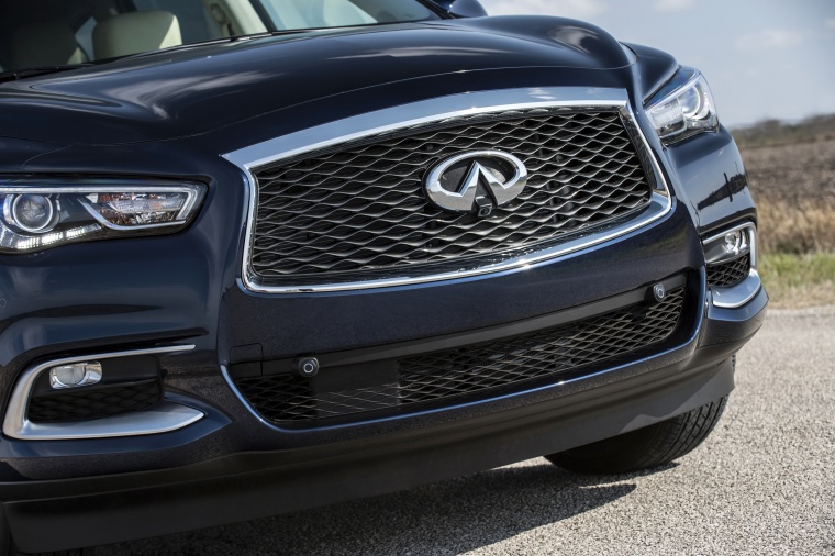 2018 Infiniti QX60 Front Fascia Picture