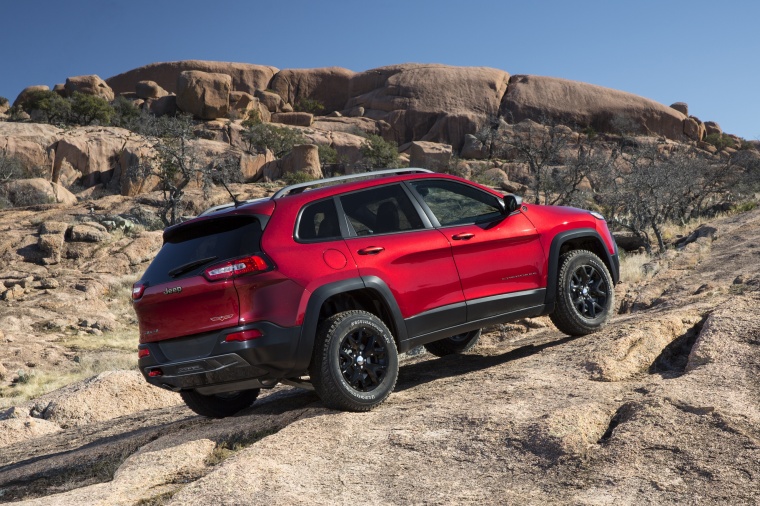 2014 Jeep Cherokee Trailhawk 4WD Picture