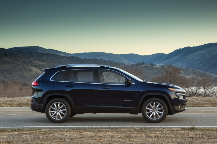 2014 Jeep Cherokee Limited 4WD Picture