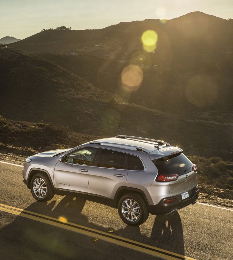 2015 Jeep Cherokee Limited 4WD Picture